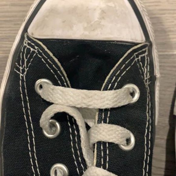 Converse - Picture 3 of 4